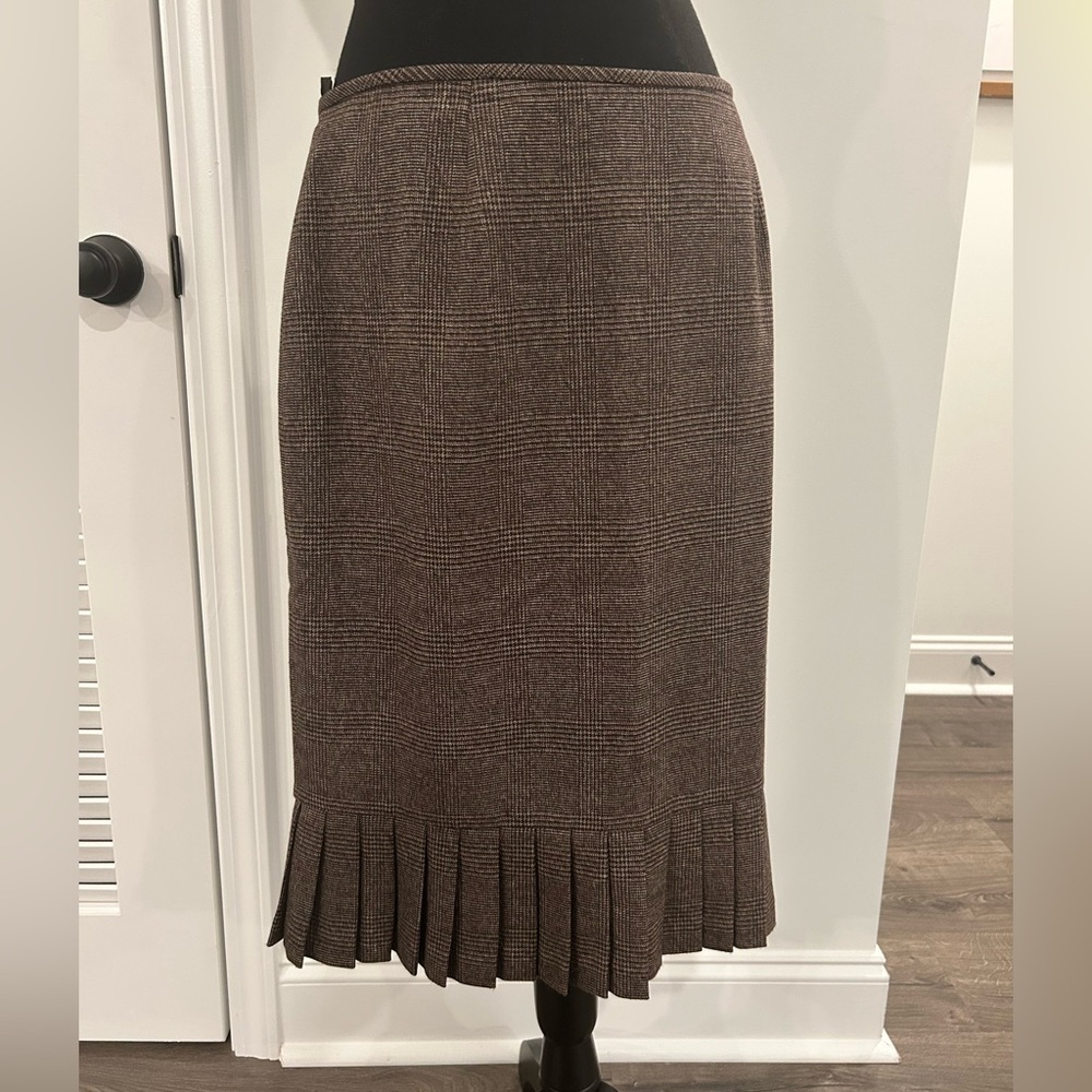 Larry Levine Brown Plaid Ruffle Hem Skirt Sz 10